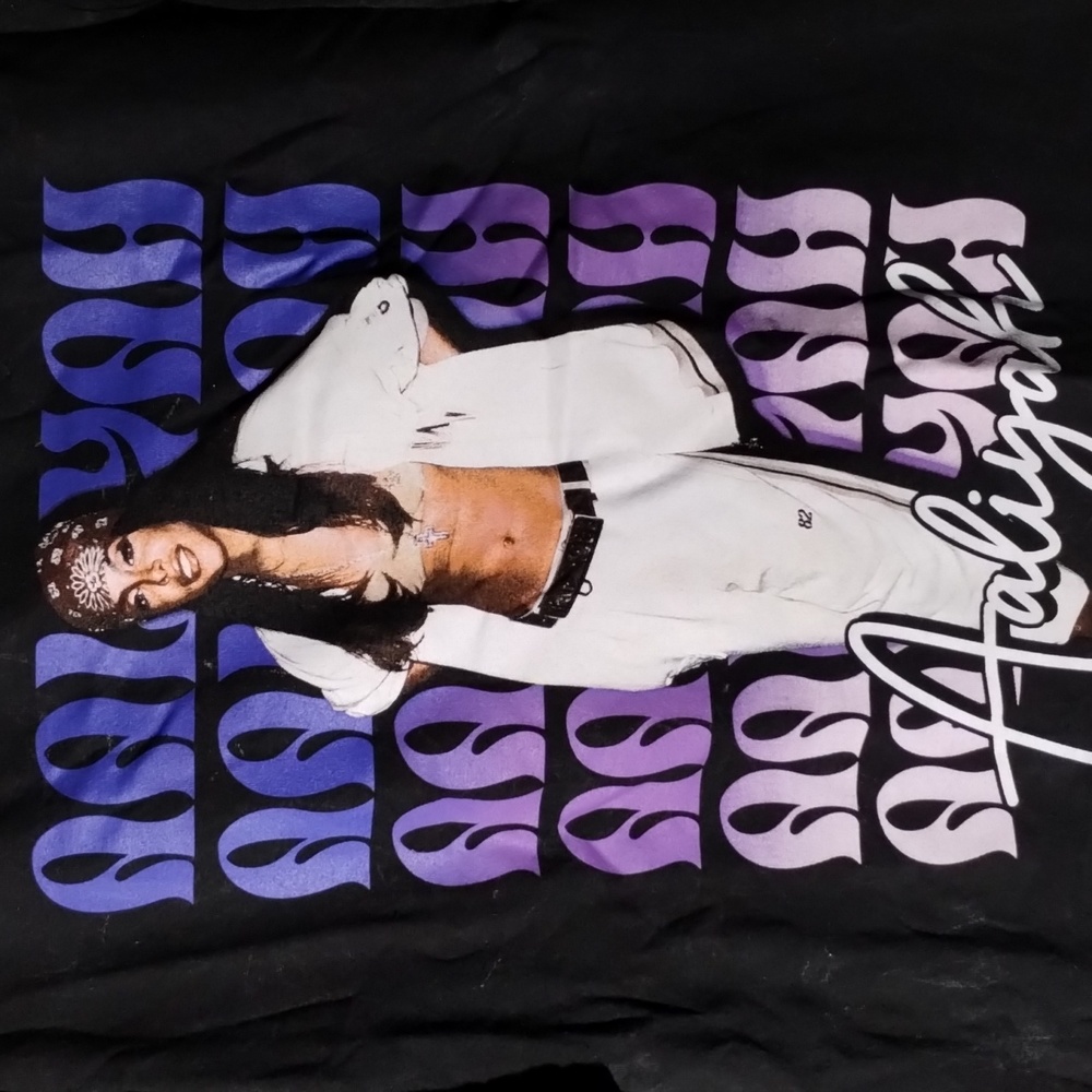 Aaliyah Tshirt M or L black cotton nwot - Picture 5 of 8